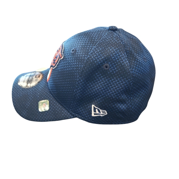Men's Chicago Bears New Era Navy 2024 Sideline Logo 39THIRTY Flex Hat Size M/L - Picture 3 of 9